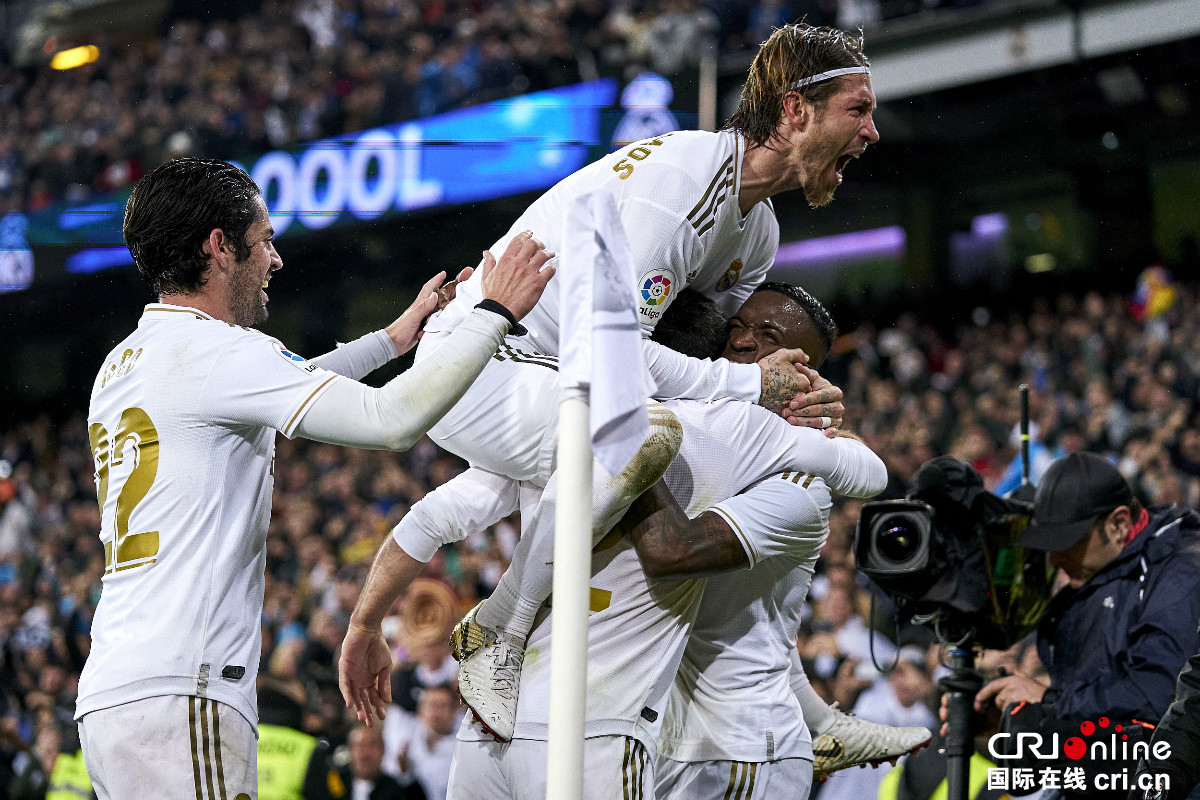 泳姿间无缝 泳姿间无缝