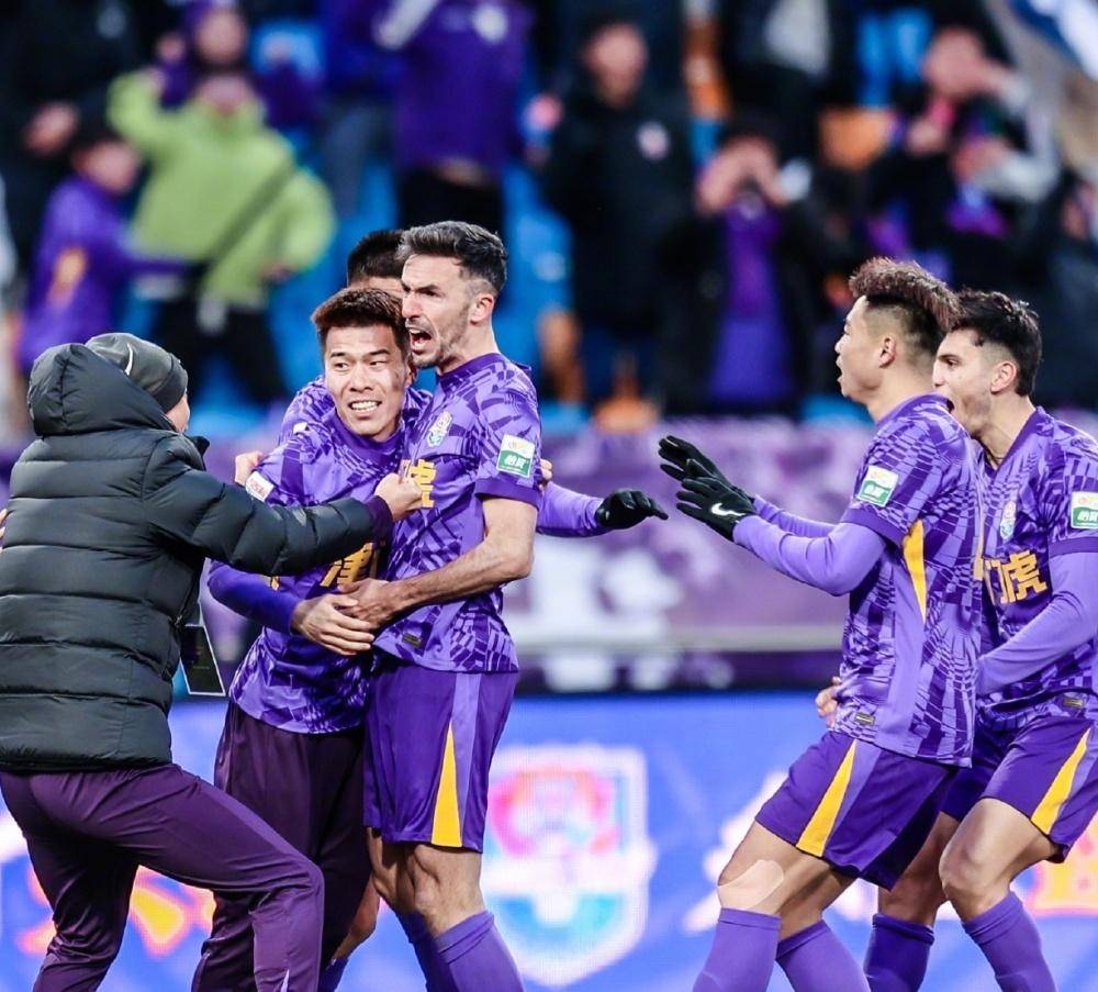 老鹰队的新 老鹰队的新