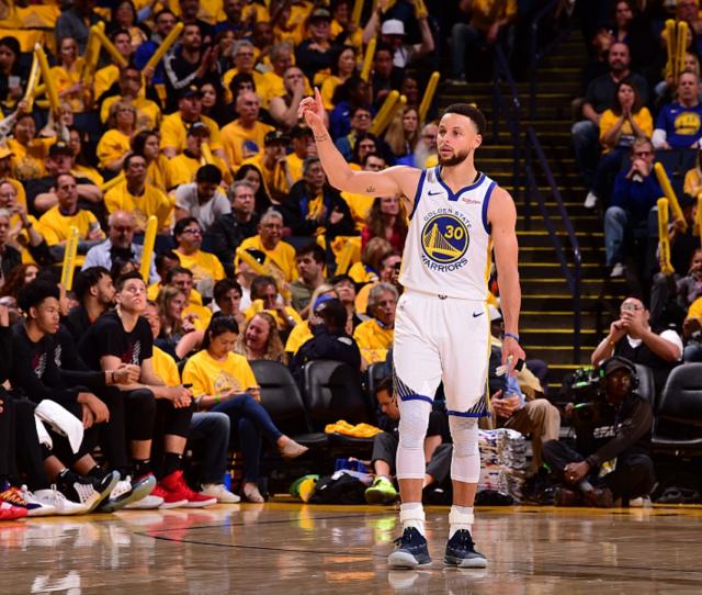 锋线支柱会 锋线支柱会