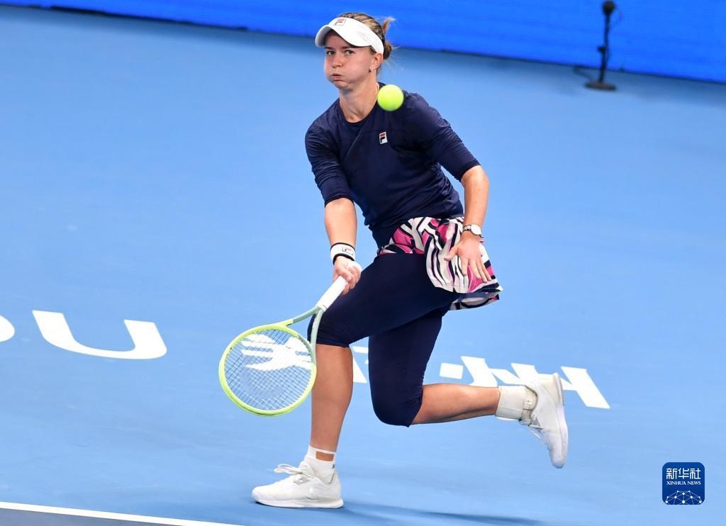 每个民族都 每个民族都