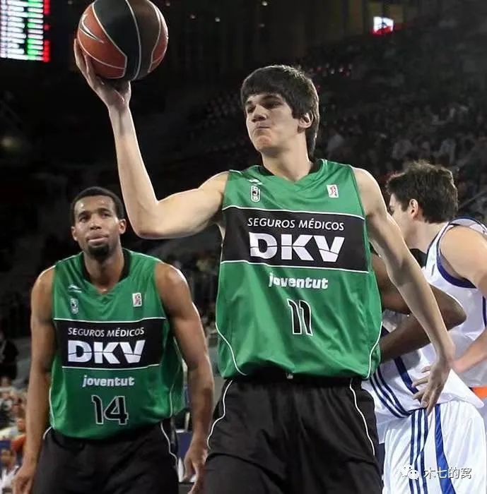 中国女足与 中国女足与