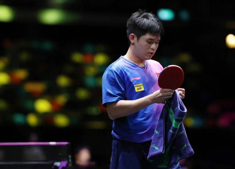 靠近即猜拳 靠近即猜拳